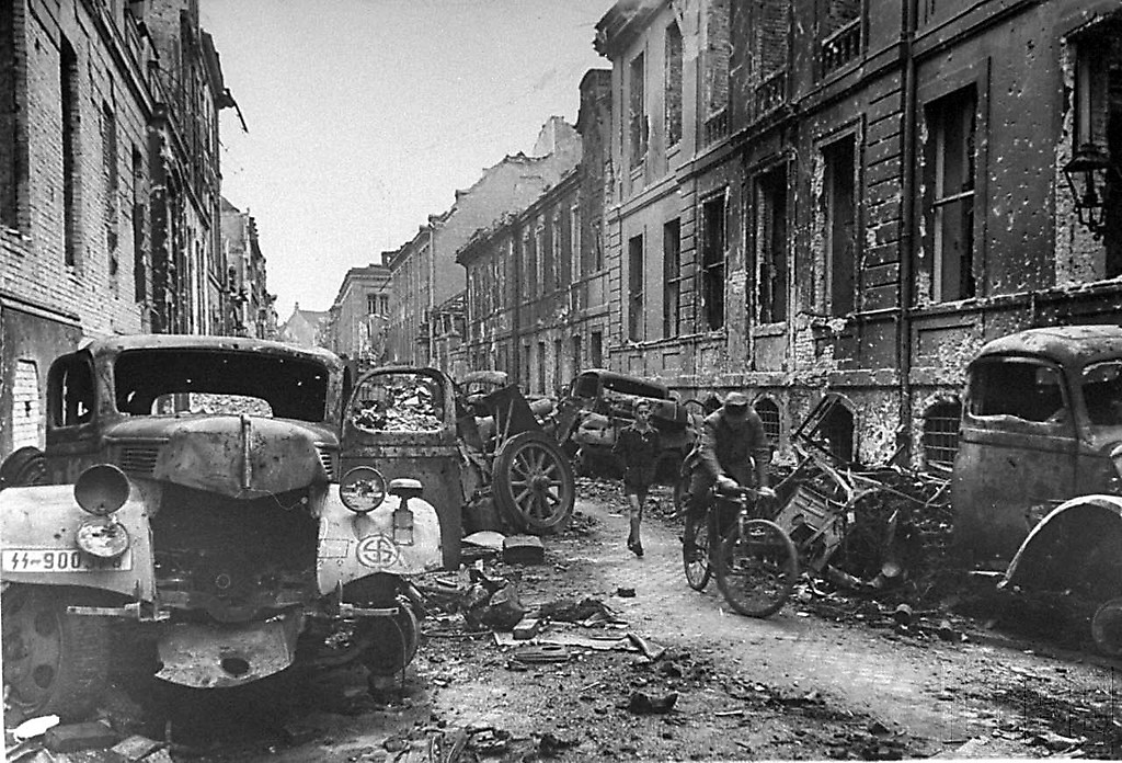 Берлин в 1945 году_24