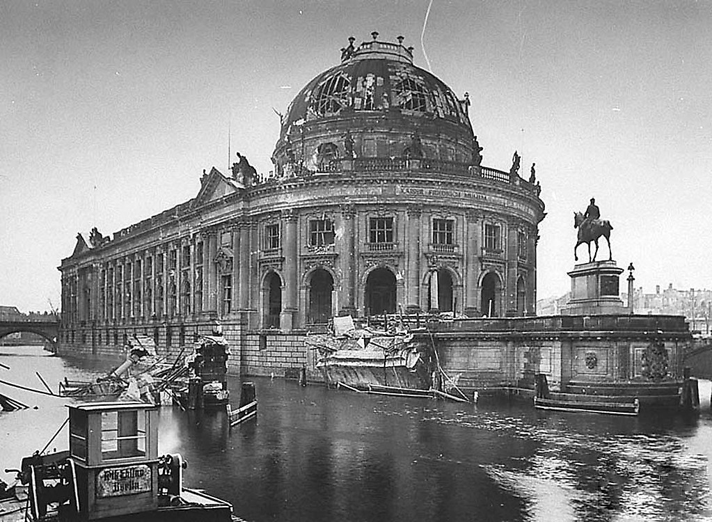 Берлин в 1945 году_29