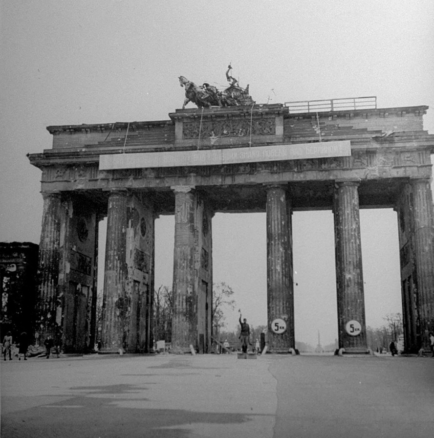 Берлин в 1945 году_13